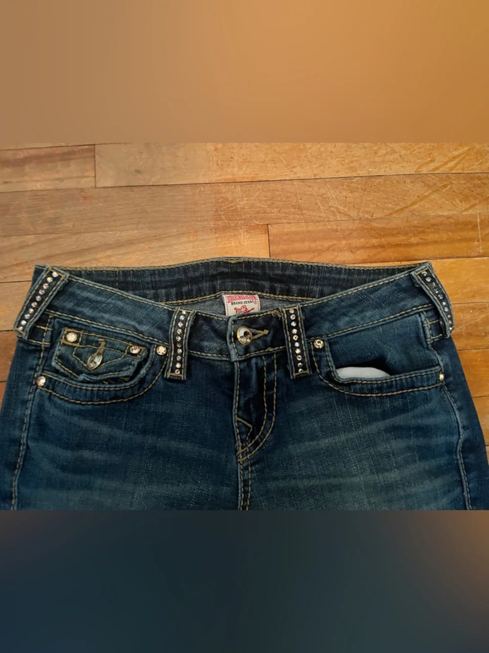 True Religion Dark Blue Boot Cut Jeans with Stud Accents Gold Vintage Y2kLowrise - Picture 4 of 7
